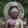 Złoty Buddy Phra Phuttha w Wat na tronie 94 cm