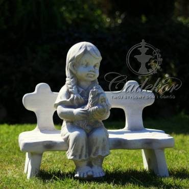 Figurka ogrodowa Dziewczynka z pieskiem 