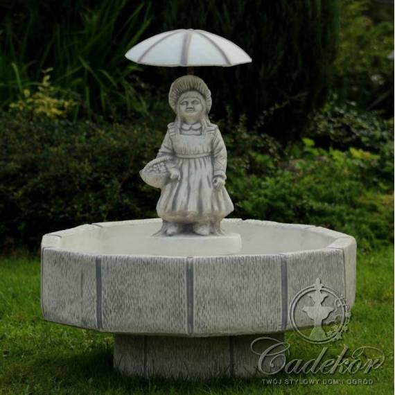 Fontanna niska Dziewczynka z parasolem